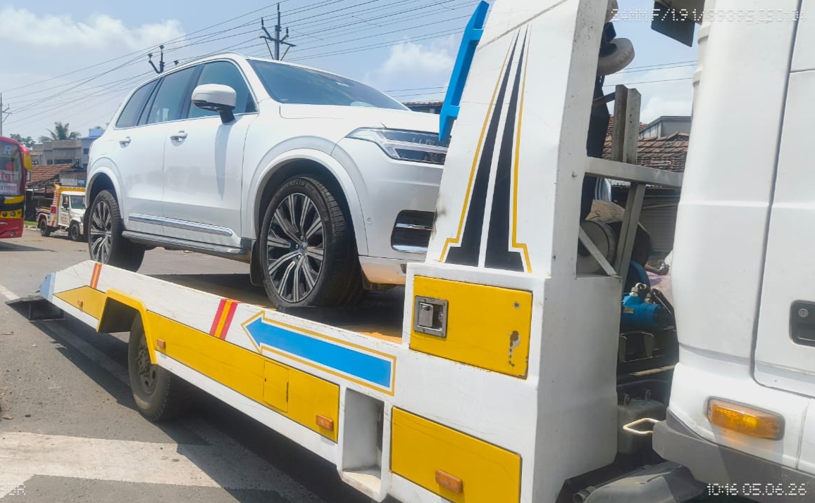 Luxury car flatbed shipping